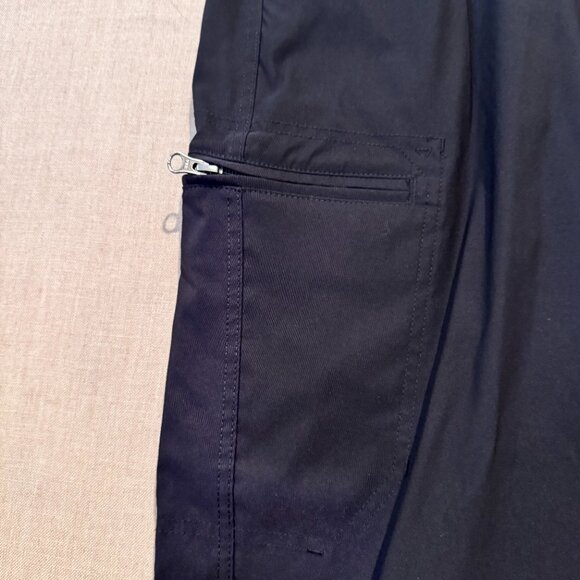 Eddie Bauer Pants Mens 34x30 Black Rainer Tech Zip Pocket Cargo Nylon Stretch - Picture 2 of 9